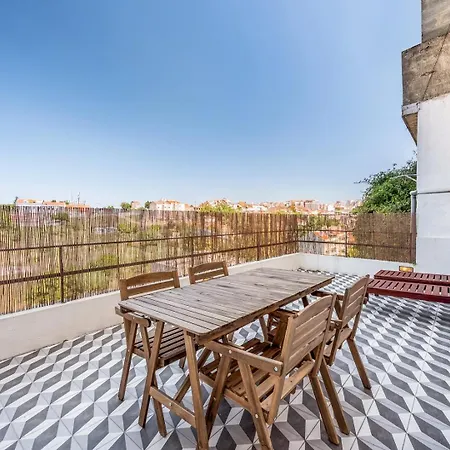 Guestready - Mosaic Terrace Apartment *